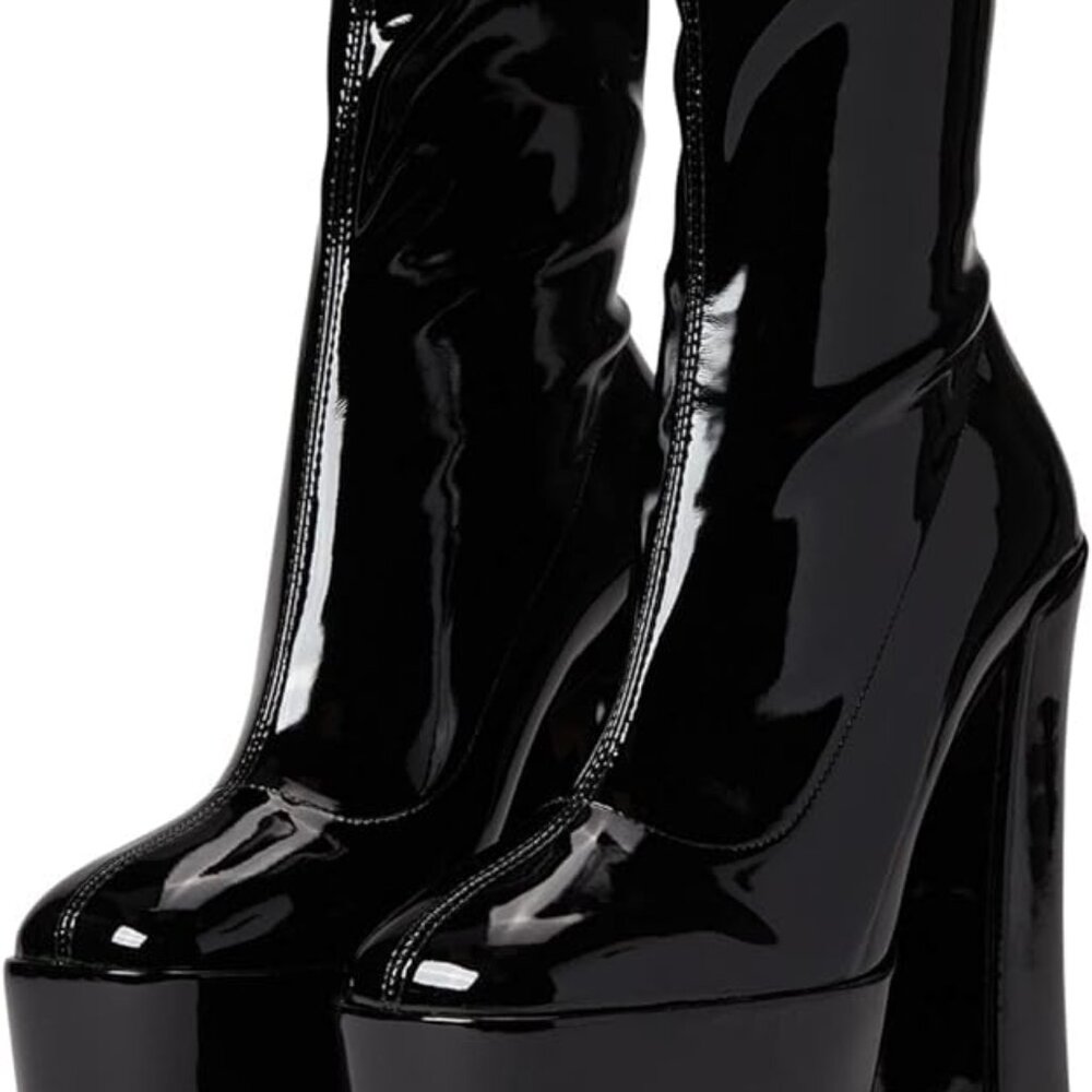 STUART WEITZMAN Skyhigh 145 Platform Bootie
